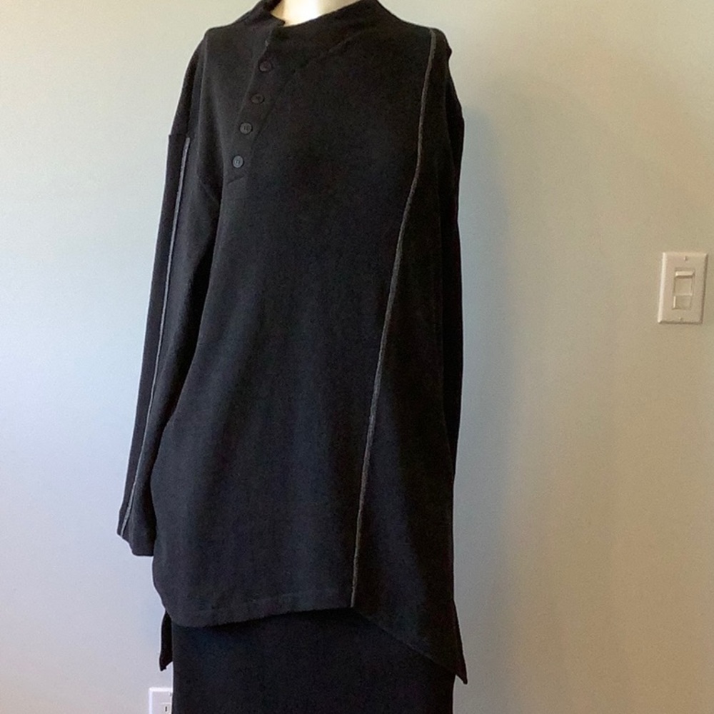 Lotus Easter Black and Grey Long Sleeve Tunic, size M - can fit to XL